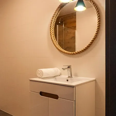 Kitec Marina Caloroczne Apartmán *